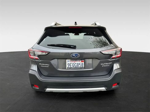 Used 2023 Subaru Outback Touring image 5