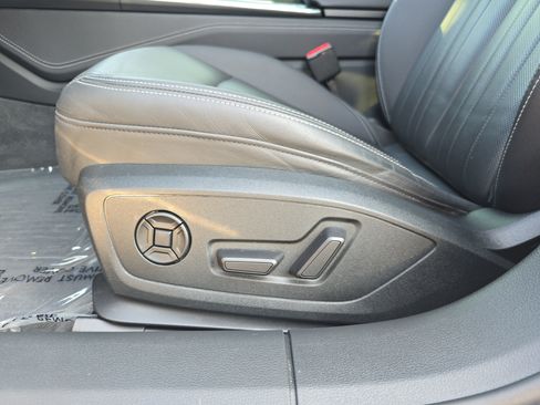 Used 2023 Audi A6 Premium Plus w/ Premium Plus Package AWD/4WD image 25