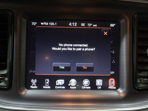 Used 2016 Dodge Challenger R/T Scat Pack w/ Technology Group RWD image 28