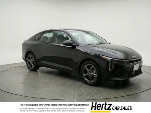 Used 2025 Kia K4 FWD image 1