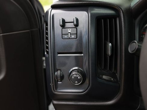 Used 2016 Chevrolet Silverado 2500 W/T RWD image 36