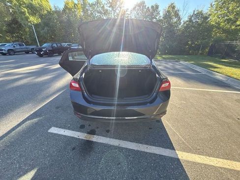 Used 2023 Chevrolet Malibu LT image 21