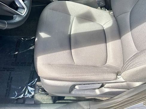 Used 2024 Toyota Corolla Cross LE FWD image 19