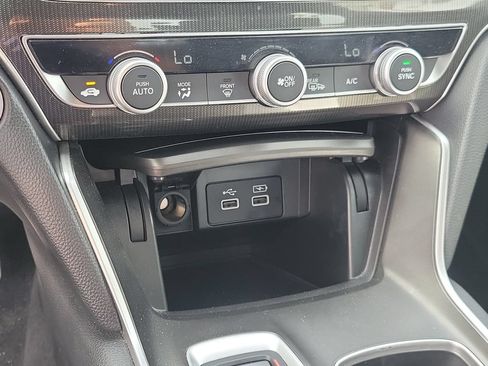 Used 2022 Honda Accord Sport image 33