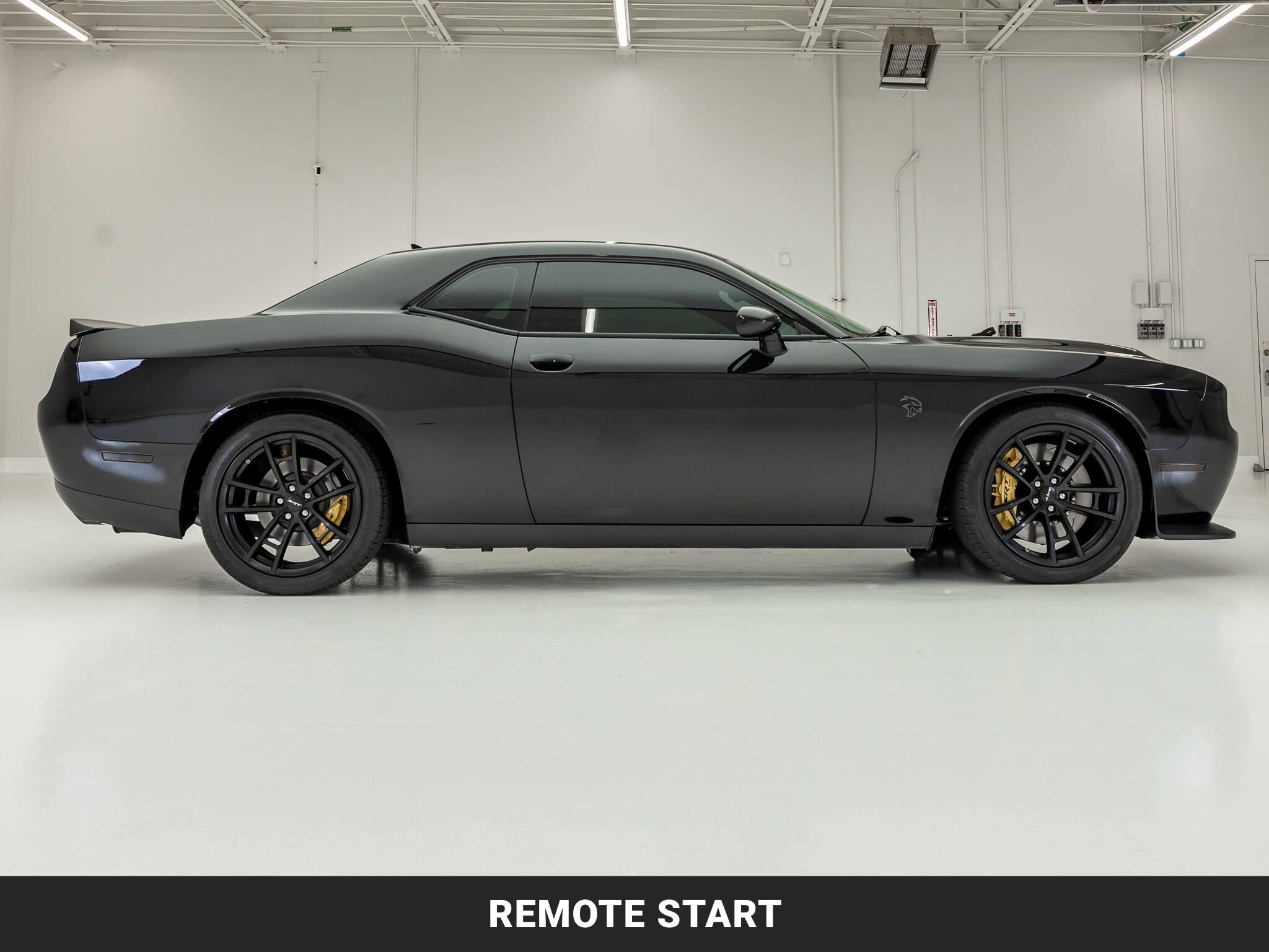 Used 2023 Dodge Challenger SRT Hellcat w/ Driver Convenience Group RWD image 10