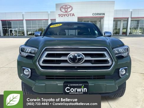 Used 2022 Toyota Tacoma Limited AWD/4WD image 8