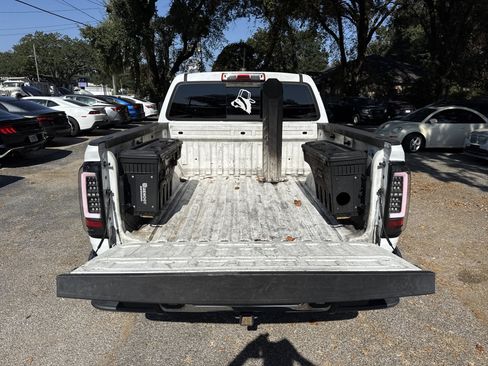 Used 2018 GMC Canyon SLT w/ Driver Alert Package image 31