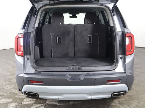 Used 2021 GMC Acadia SLE w/ LPO, Floor Liner Package FWD image 17