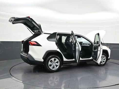 Used 2023 Toyota RAV4 LE FWD image 26