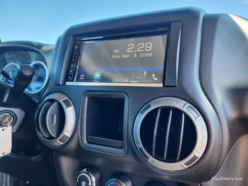 Used 2015 Jeep Wrangler Unlimited Sport image 35