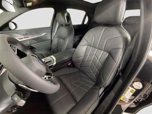 New 2026 BMW i7 xDrive60 w/ Executive Package AWD/4WD image 20