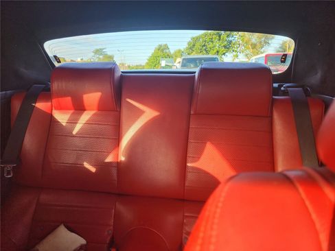 Used 2005 Ford Mustang GT image 16