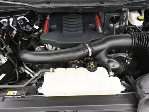 Used 2025 Ford F150 Raptor image 30