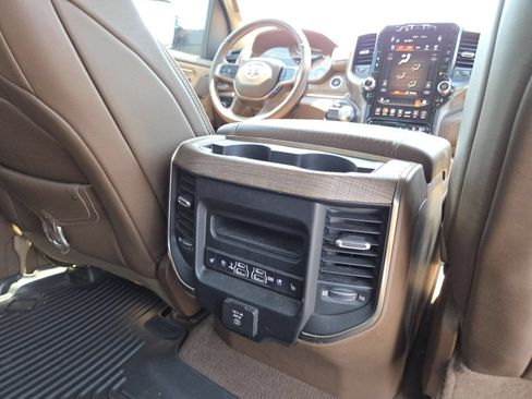 Used 2019 RAM 1500 Limited RWD image 27