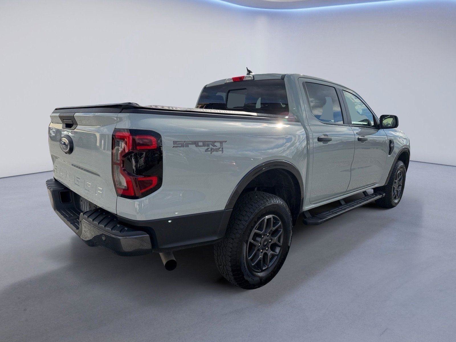 Used 2024 Ford Ranger XLT w/ Equipment Group 301A High AWD/4WD image 3