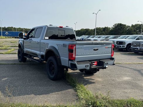 New 2026 Ford F250 Lariat w/ Black Appearance Package AWD/4WD image 5