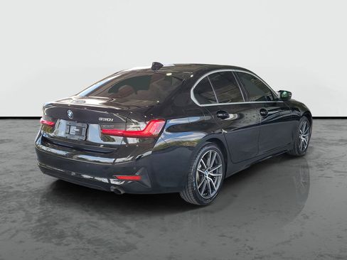 Used 2020 BMW 330i Sedan w/ Convenience Package RWD image 2