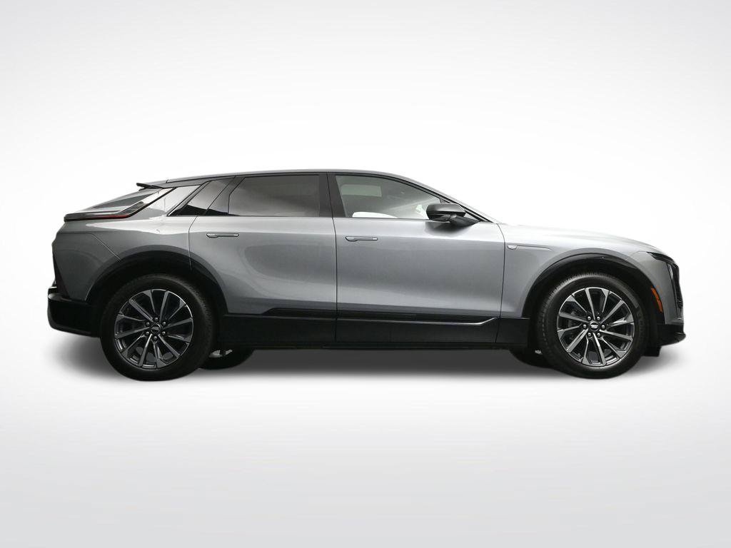 Certified 2026 Cadillac Lyriq Sport AWD/4WD image 29