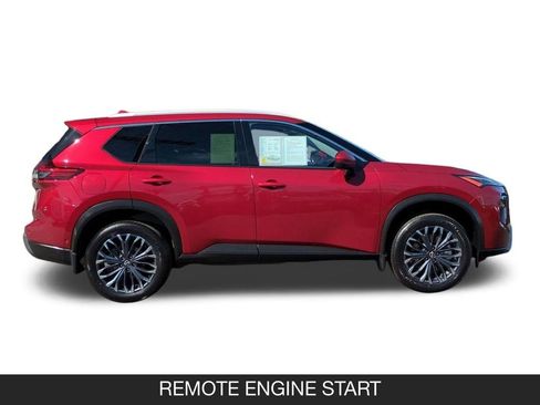 Certified 2025 Nissan Rogue SL w/ Tech Package AWD/4WD image 6