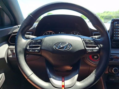 Used 2020 Hyundai Veloster 2.0 Premium FWD image 21