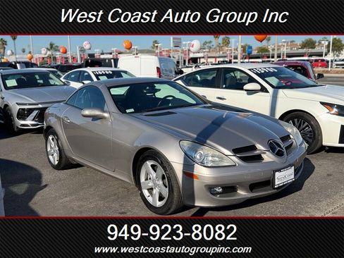 Used 2006 Mercedes-Benz SLK 280 w/ Entertainment Pkg image 7