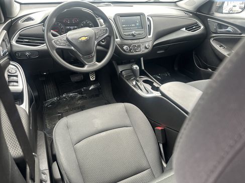 Certified 2017 Chevrolet Malibu LS image 6