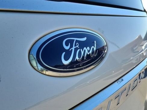 Used 2021 Ford Expedition XLT image 27