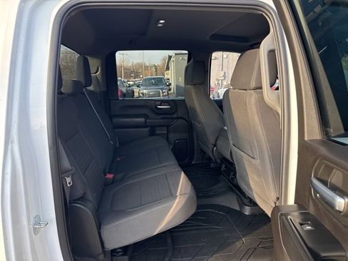 Used 2022 Chevrolet Silverado 2500 Custom w/ Custom Convenience Package image 12