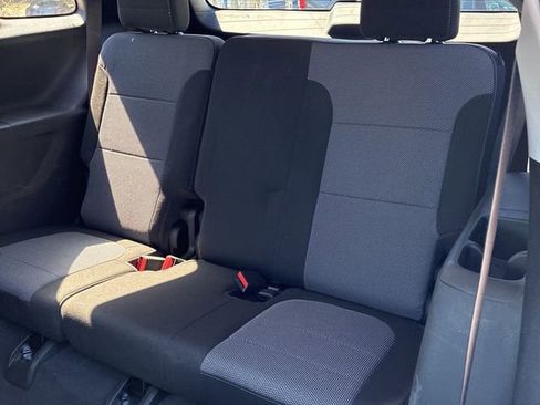 Used 2019 Chevrolet Traverse LT w/ LPO, Floor Liner Package image 16