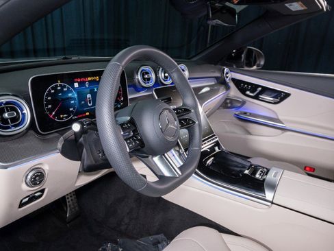 Certified 2026 Mercedes-Benz CLE 300 4MATIC Cabriolet image 22