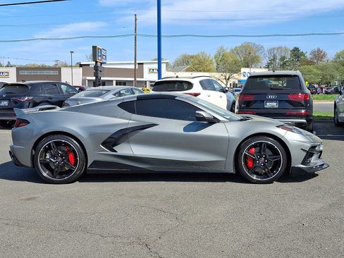 Used 2022 Chevrolet Corvette Stingray Preferred Cpe w/ Z51 Performance Package image 8