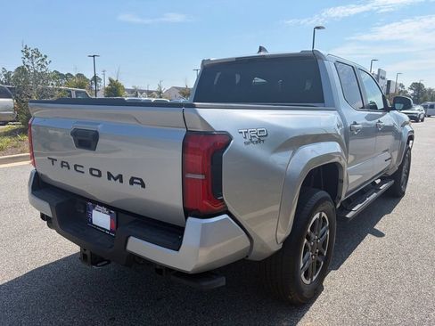 Used 2024 Toyota Tacoma TRD Sport RWD image 17