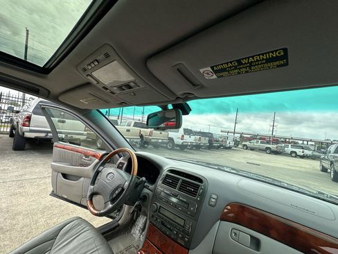 Used 2003 Lexus LS 430 RWD image 59