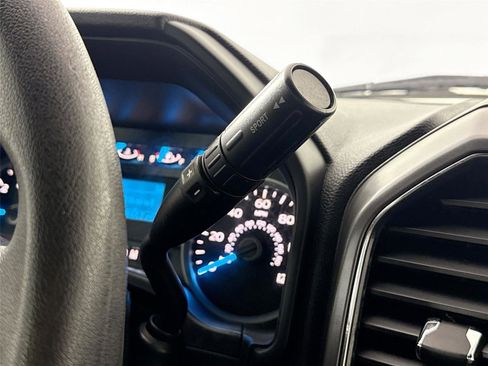 Used 2017 Ford F150 XLT image 23