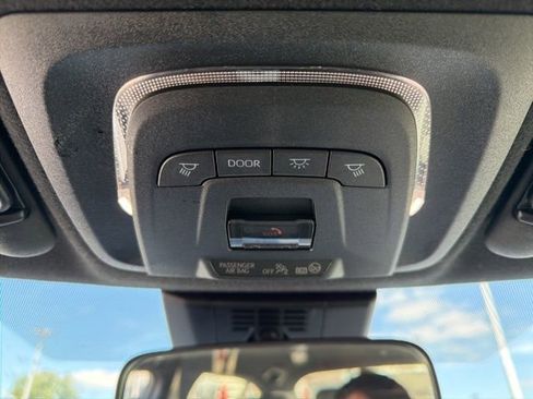 Used 2024 Toyota Corolla SE FWD image 24