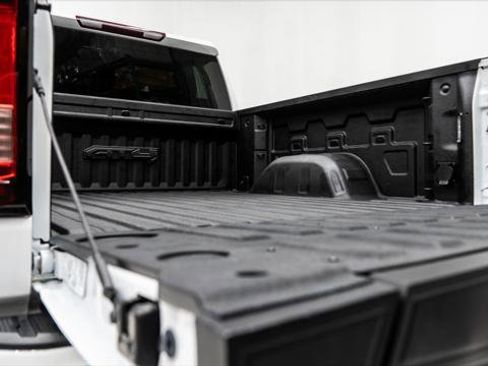 Used 2023 GMC Sierra 1500 AT4 image 20