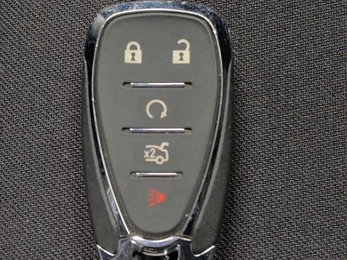 Used 2025 Chevrolet Malibu LT FWD image 32