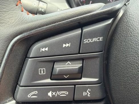 Certified 2025 Subaru Crosstrek 2.5i Limited AWD/4WD image 18