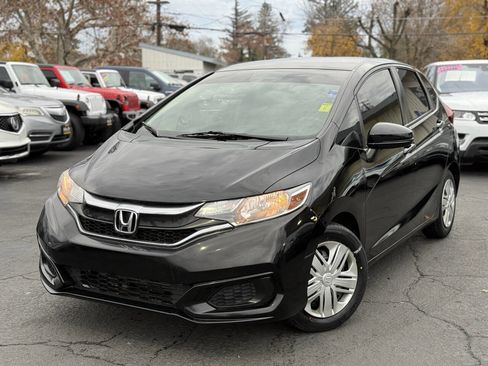 Used 2018 Honda Fit LX image 2