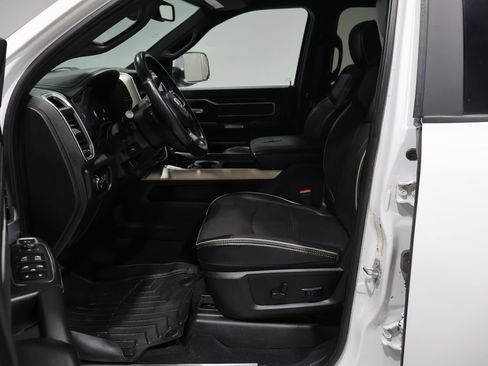 Used 2019 RAM 2500 Laramie AWD/4WD image 10