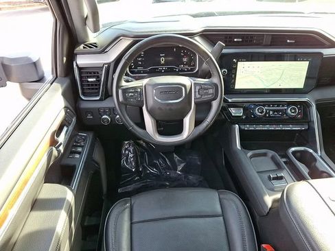 Used 2024 GMC Sierra 2500 Denali w/ Denali Reserve Package image 14