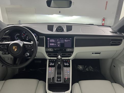 Certified 2023 Porsche Macan GTS AWD/4WD image 13