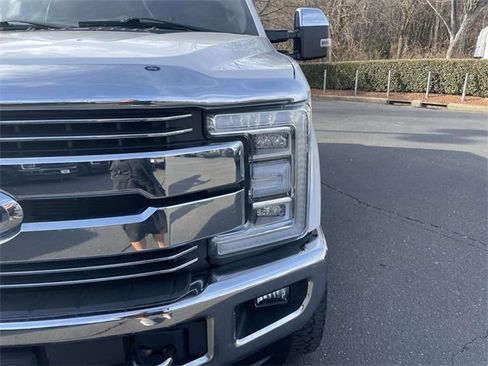 Used 2019 Ford F350 Lariat w/ Lariat Ultimate Package image 39