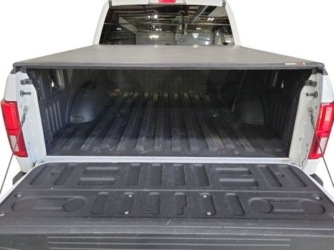 Used 2020 Ford F150 Lariat w/ Equipment Group 502A Luxury AWD/4WD image 27