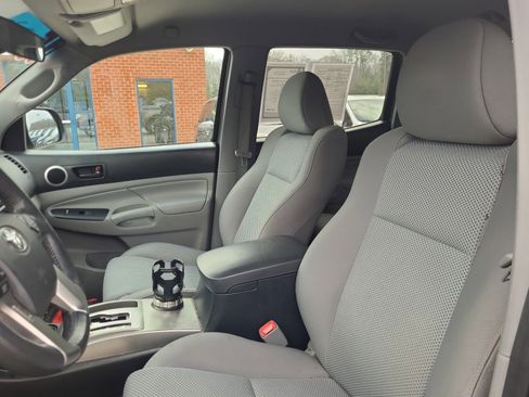 Used 2015 Toyota Tacoma 4x4 Double Cab w/ TRD Sport Package image 32