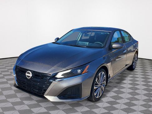 New 2025 Nissan Altima 2.5 SL image 8