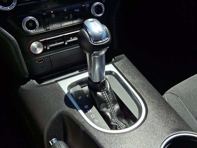 Used 2019 Ford Mustang Coupe RWD image 14