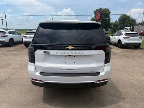 New 2026 Chevrolet Suburban LT w/ Comfort Package AWD/4WD image 5