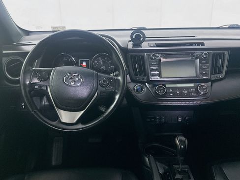 Used 2018 Toyota RAV4 SE w/ Power Extra Value Package image 18