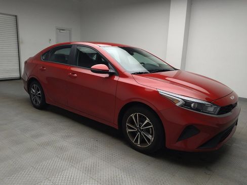 Used 2022 Kia Forte LXS w/ LXS Technology Package image 11